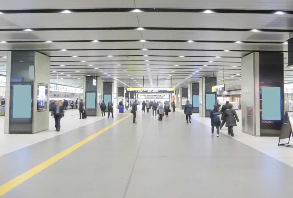 新大阪新幹線中央口12面